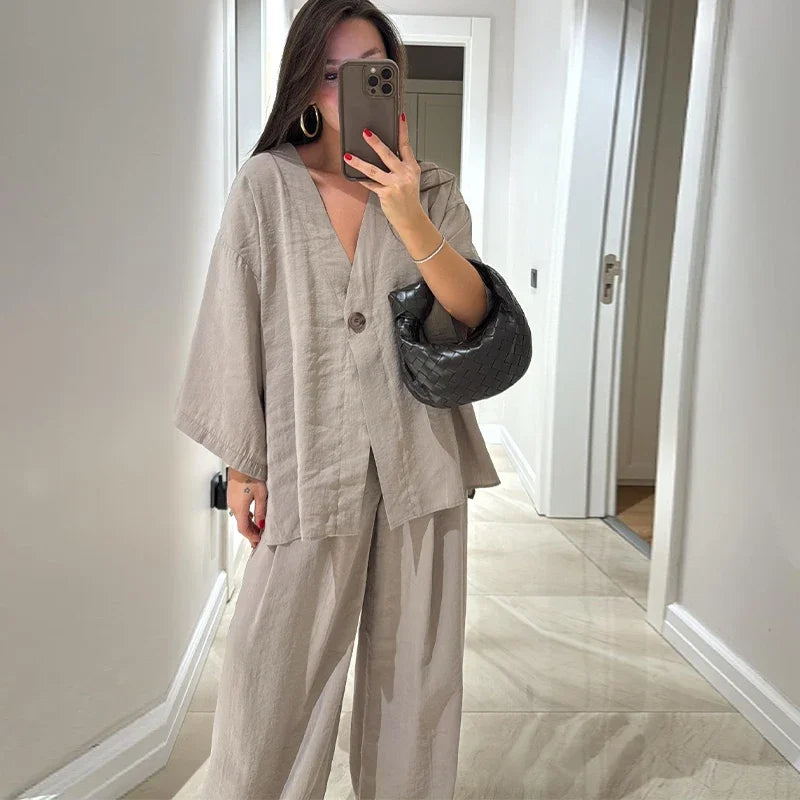 Women's V-neck button cotton and linen casual suit