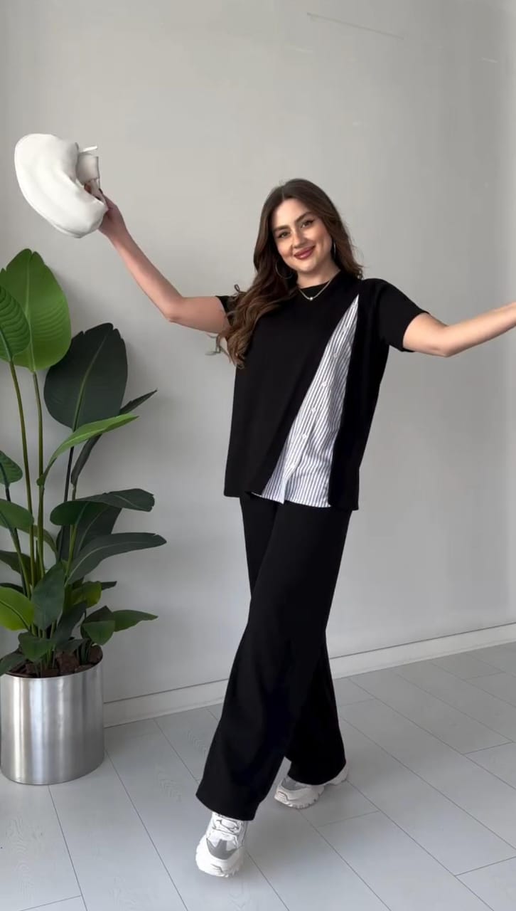 Relaxed Two-Piece Side-Panel Top & Wide-Leg Pants Set