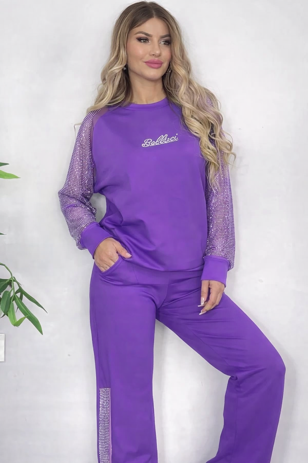 Fashionable solid color two-piece set
