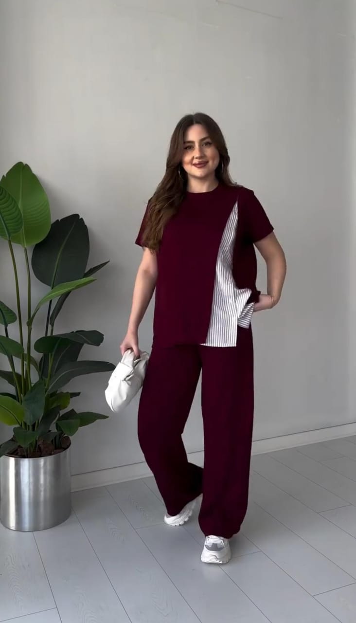 Relaxed Two-Piece Side-Panel Top & Wide-Leg Pants Set