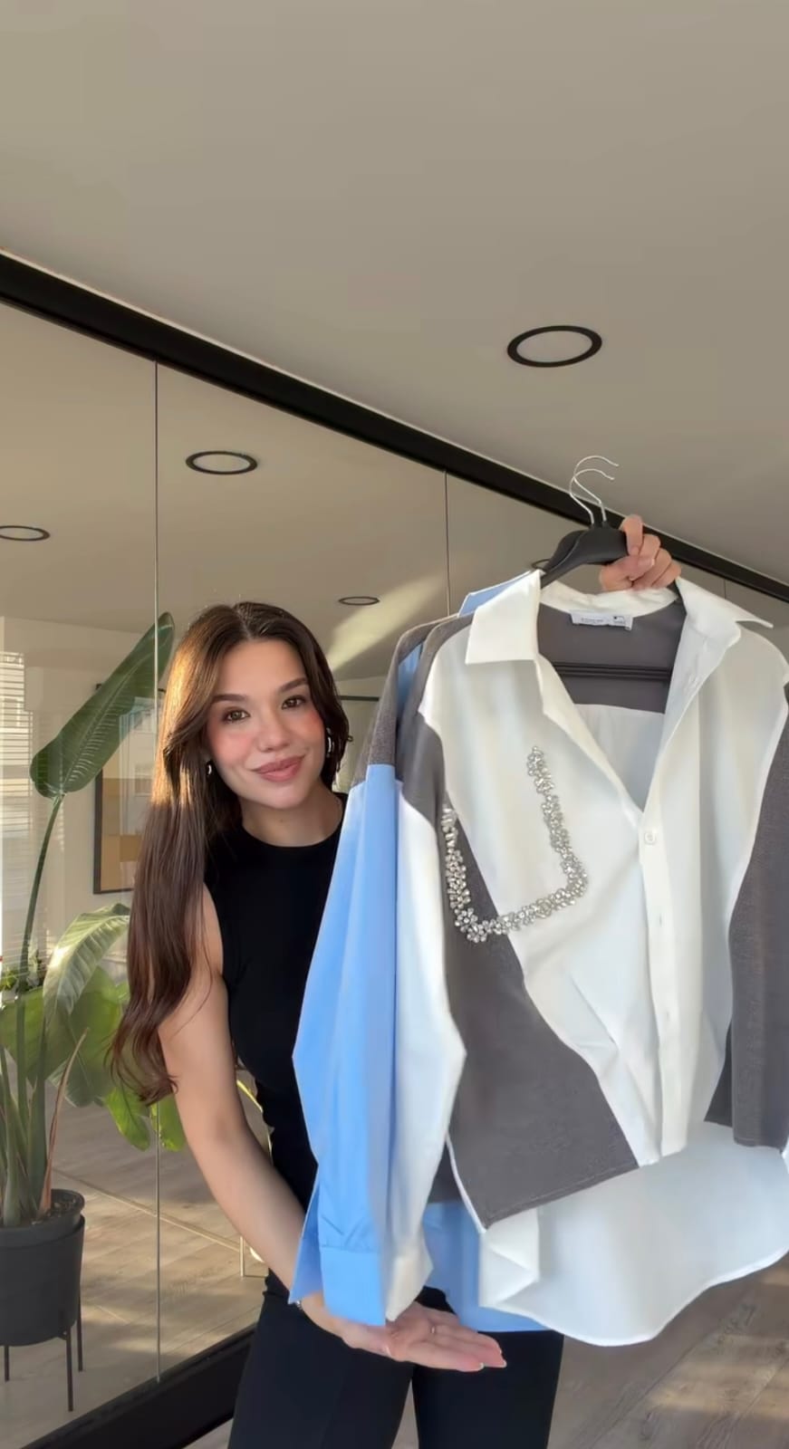 Crystal U-Detail Oversized Shirt