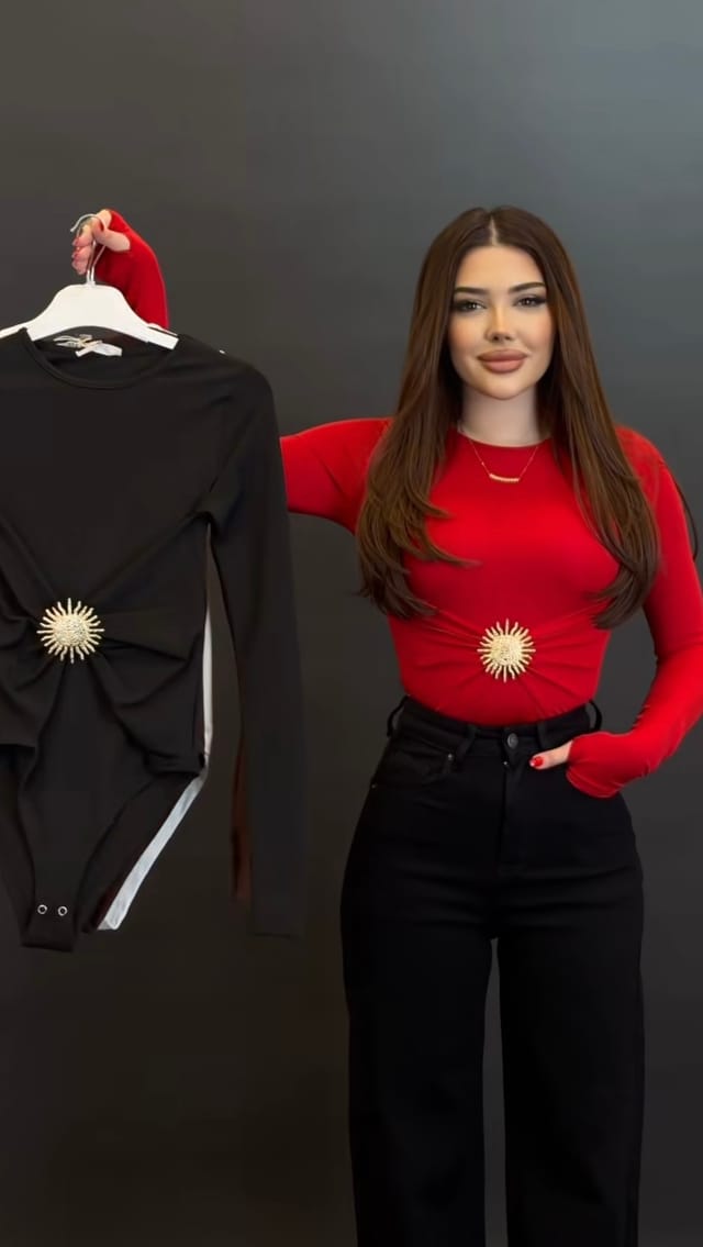 Luna Gold Accent Body Top