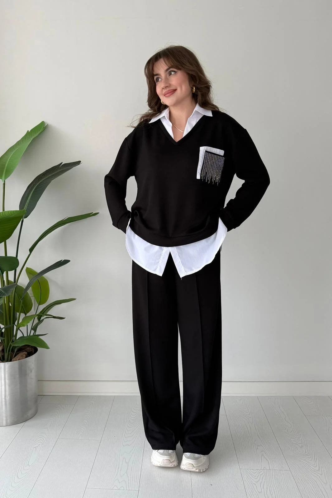 Two-Piece Set with Glittery Pocket Detail Shirt